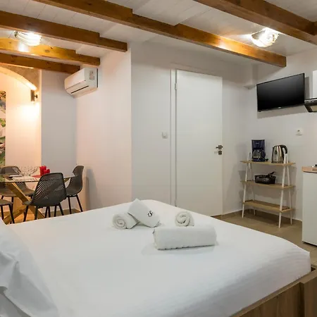 Mariviky Design * Chania (Crete)